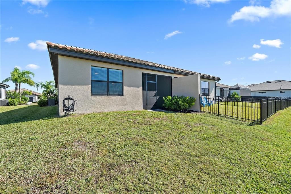 En Venta: $375,000 (2 camas, 2 baños, 1557 Pies cuadrados)