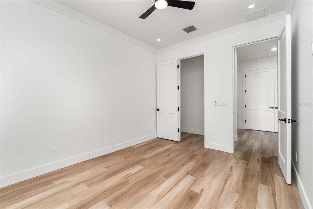 For Sale: $475,000 (3 beds, 2 baths, 1500 Square Feet)