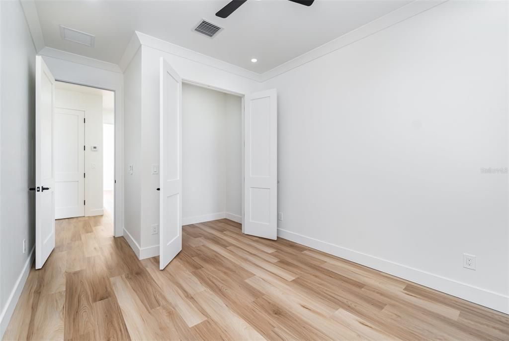 For Sale: $475,000 (3 beds, 2 baths, 1500 Square Feet)