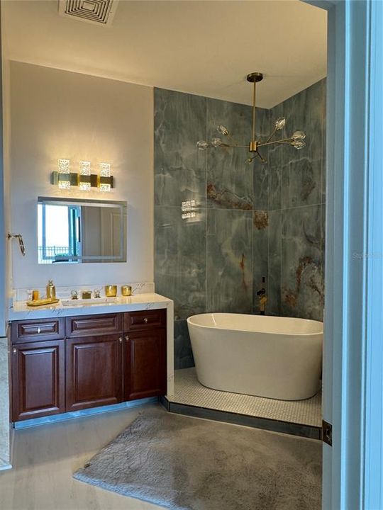 待售: $3,190,000 (4 贝兹, 4 浴室, 3764 平方英尺)