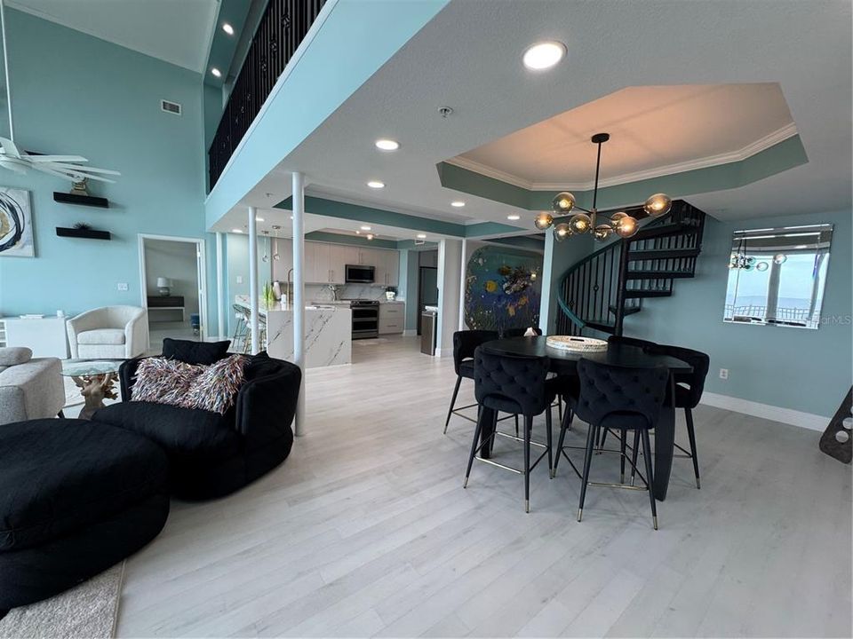 待售: $3,190,000 (4 贝兹, 4 浴室, 3764 平方英尺)