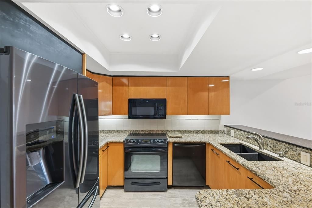 На продажу: $749,000 (3 спален, 2 ванн, 1840 Квадратных фут)