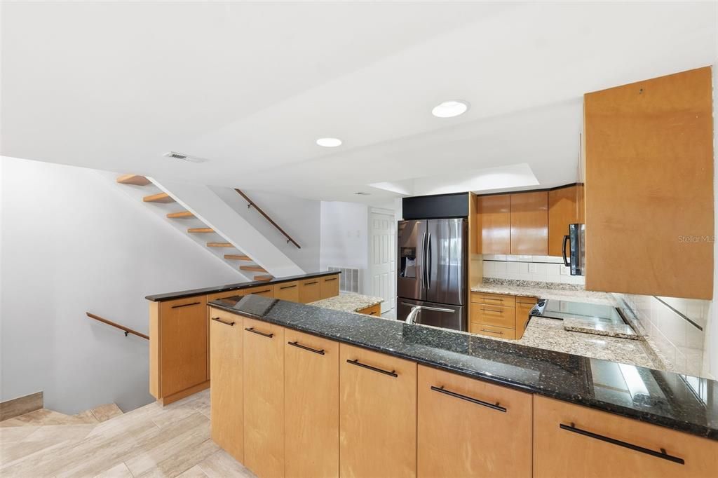 На продажу: $749,000 (3 спален, 2 ванн, 1840 Квадратных фут)