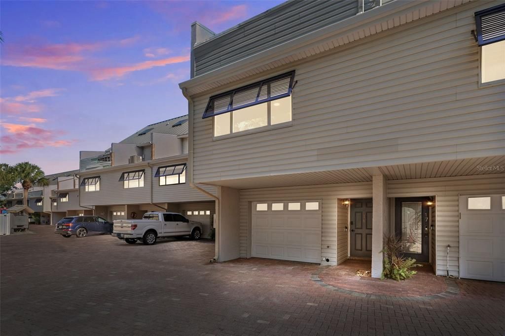 На продажу: $749,000 (3 спален, 2 ванн, 1840 Квадратных фут)