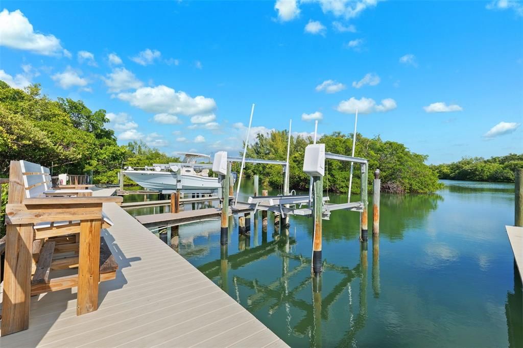 На продажу: $749,000 (3 спален, 2 ванн, 1840 Квадратных фут)