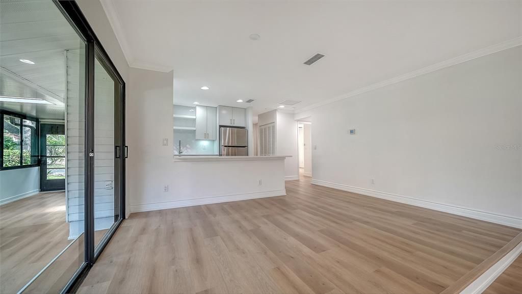 For Sale: $565,000 (3 beds, 2 baths, 1656 Square Feet)