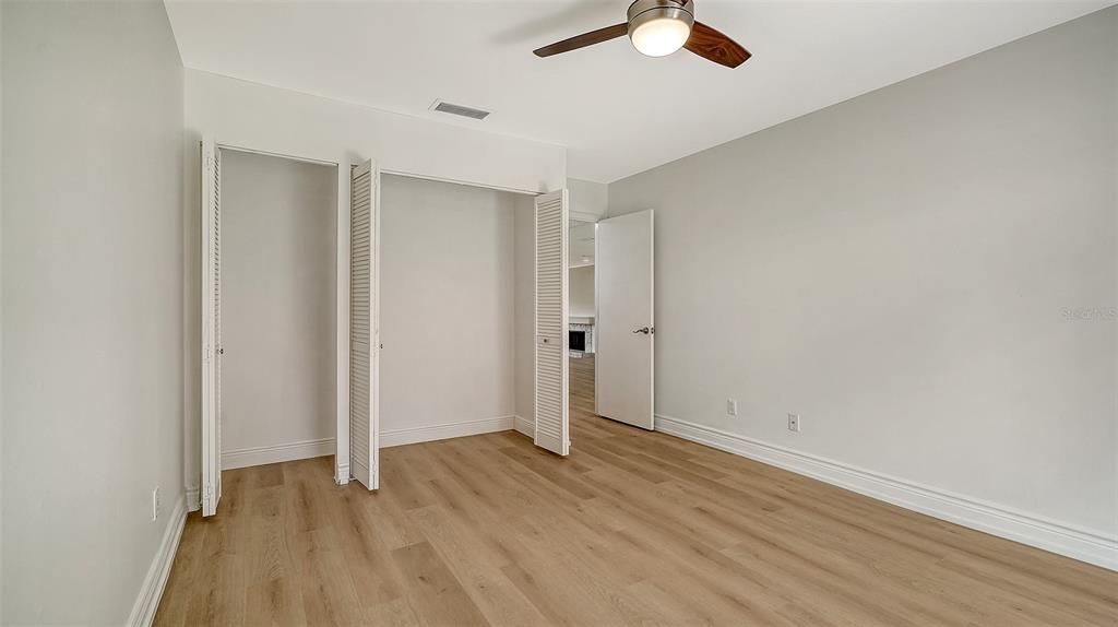 For Sale: $565,000 (3 beds, 2 baths, 1656 Square Feet)