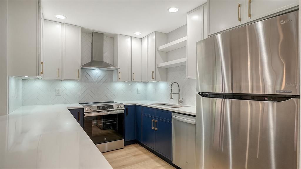 For Sale: $565,000 (3 beds, 2 baths, 1656 Square Feet)