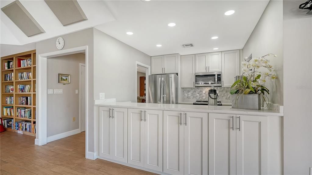 For Sale: $565,000 (3 beds, 2 baths, 1656 Square Feet)