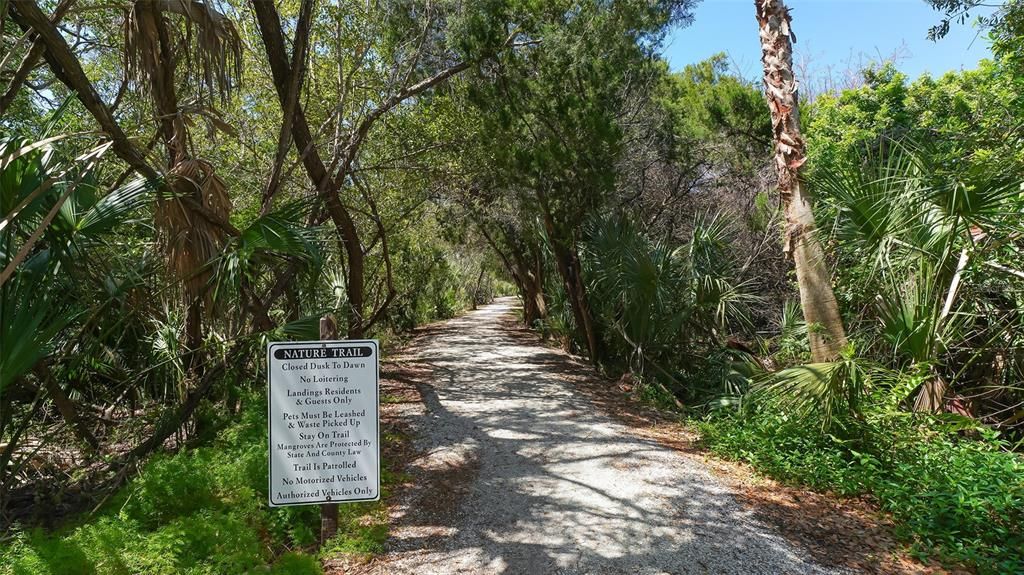 For Sale: $565,000 (3 beds, 2 baths, 1656 Square Feet)