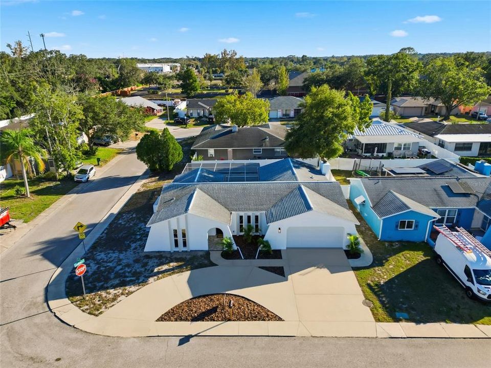 Под контрактом: $344,500 (3 спален, 2 ванн, 1651 Квадратных фут)