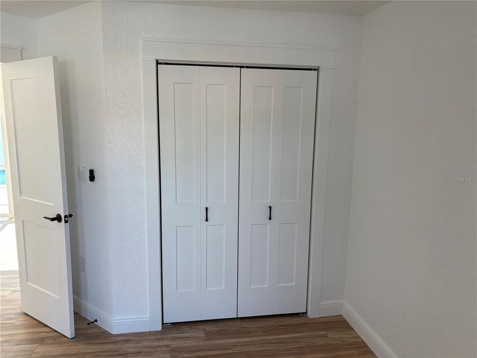 Под контрактом: $344,500 (3 спален, 2 ванн, 1651 Квадратных фут)