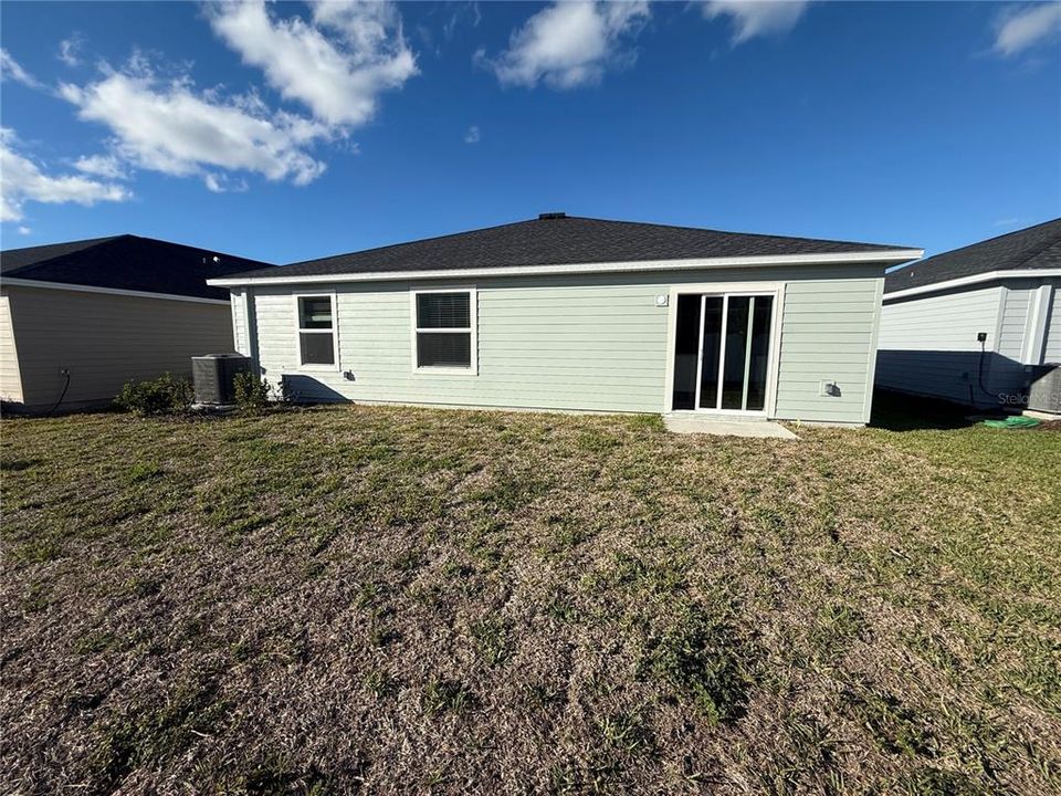 For Rent: $2,225 (4 beds, 2 baths, 1824 Square Feet)