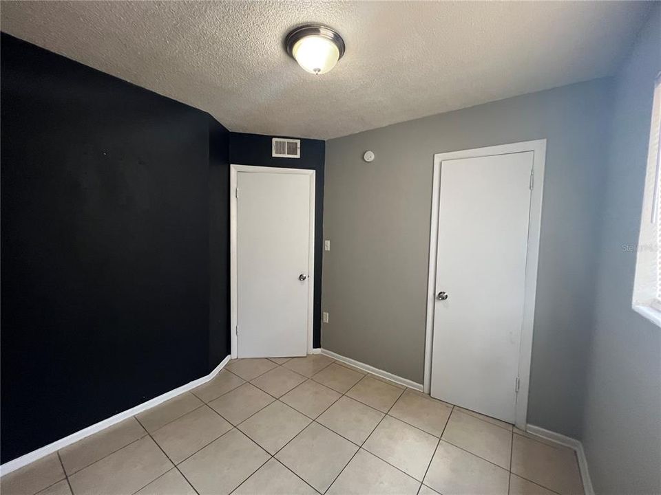 For Rent: $1,095 (2 beds, 1 baths, 650 Square Feet)