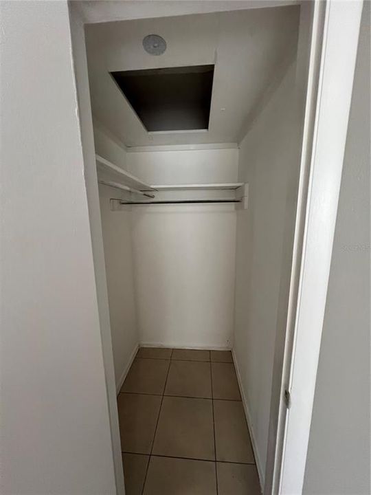 For Rent: $1,095 (2 beds, 1 baths, 650 Square Feet)