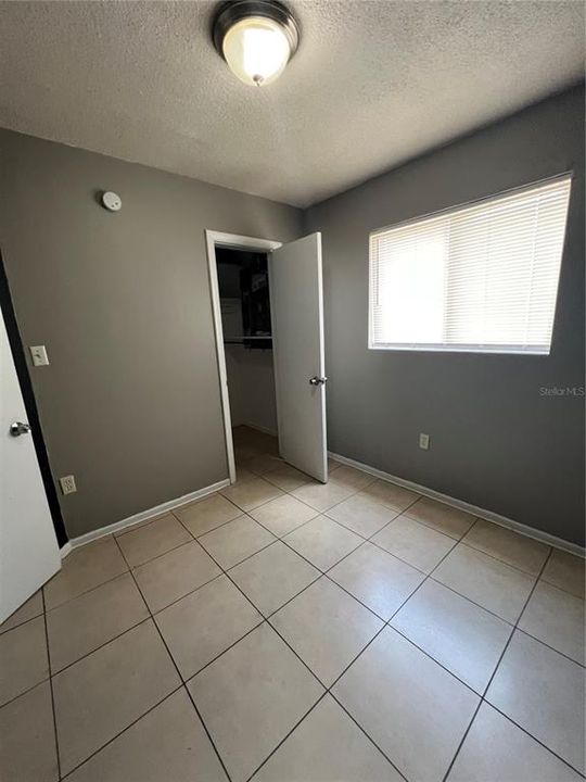 For Rent: $1,095 (2 beds, 1 baths, 650 Square Feet)