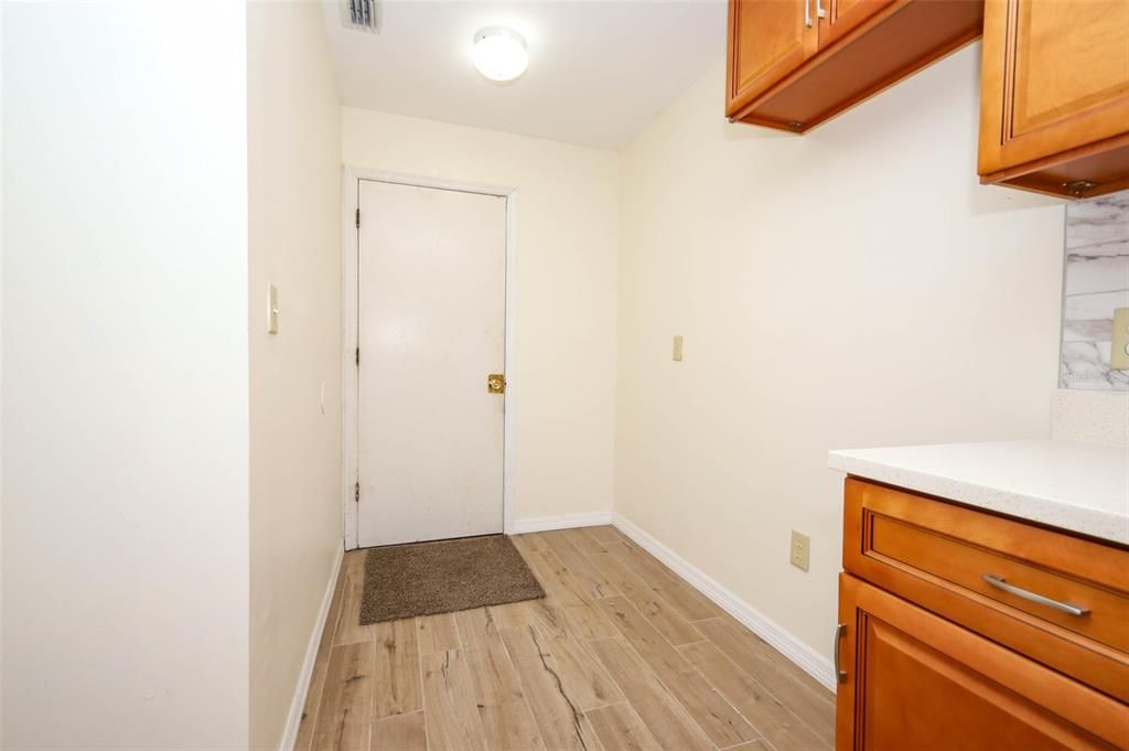 待售: $430,000 (3 贝兹, 2 浴室, 1460 平方英尺)