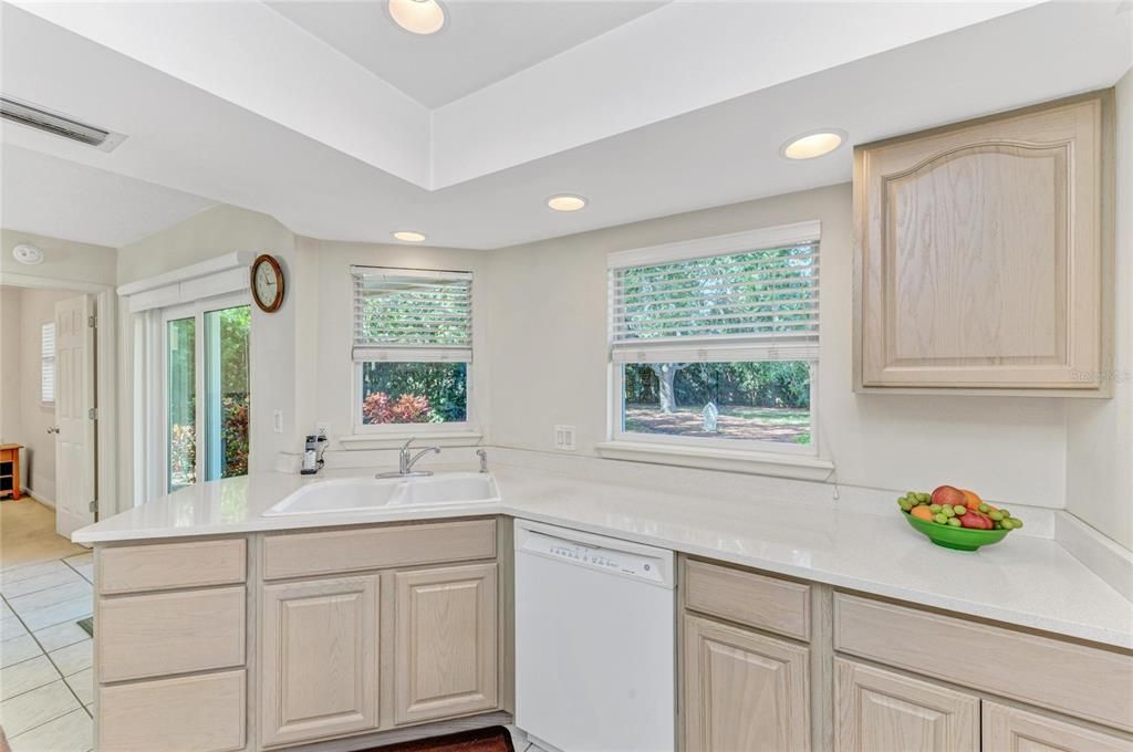 For Sale: $400,000 (3 beds, 2 baths, 1116 Square Feet)