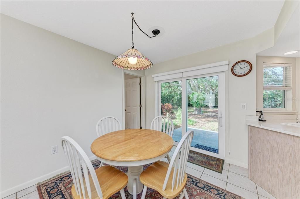 For Sale: $400,000 (3 beds, 2 baths, 1116 Square Feet)