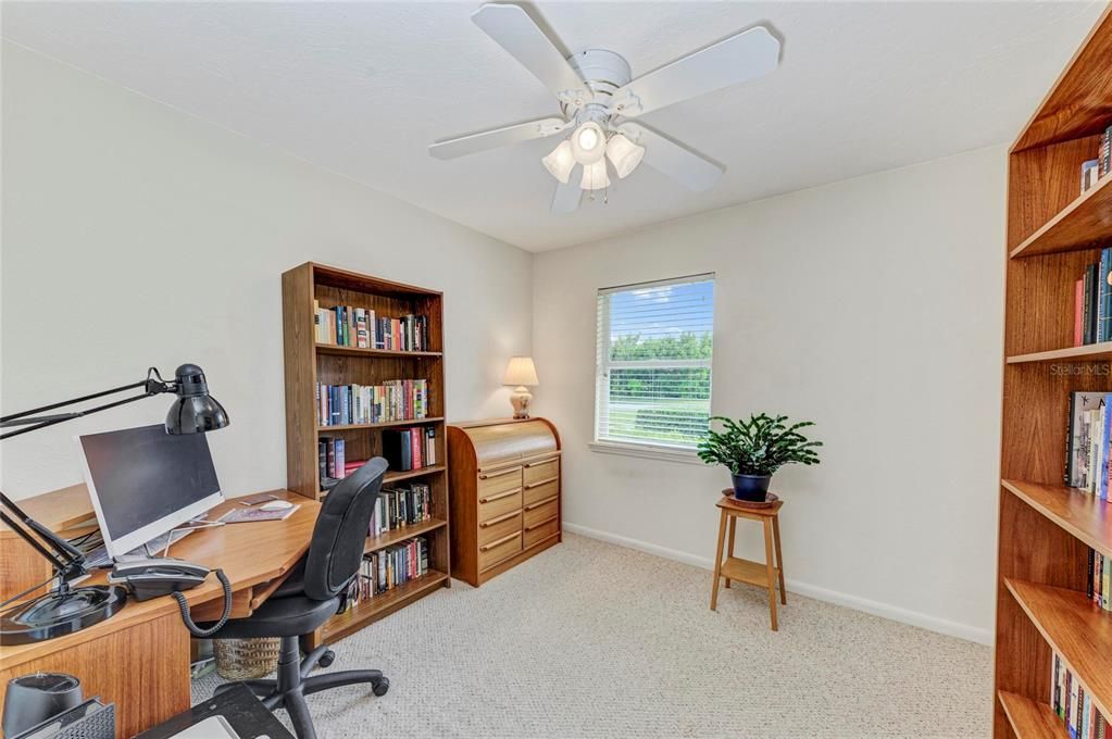 For Sale: $400,000 (3 beds, 2 baths, 1116 Square Feet)