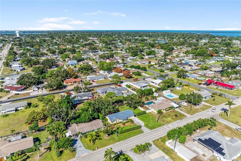 For Sale: $400,000 (3 beds, 2 baths, 1116 Square Feet)