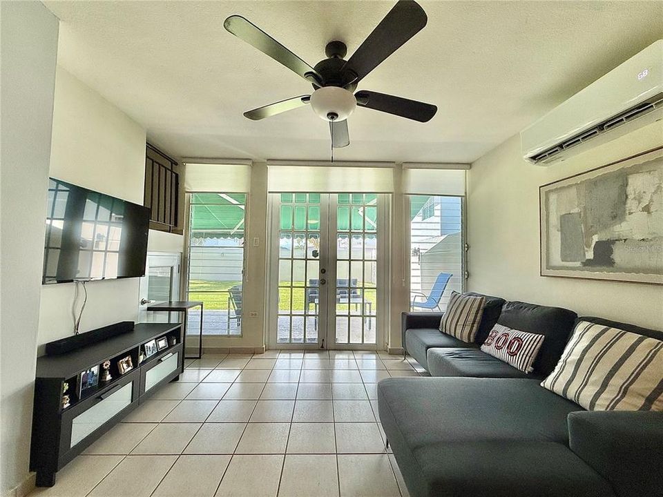 Active With Contract: $310,000 (4 beds, 2 baths, 1687 Square Feet)