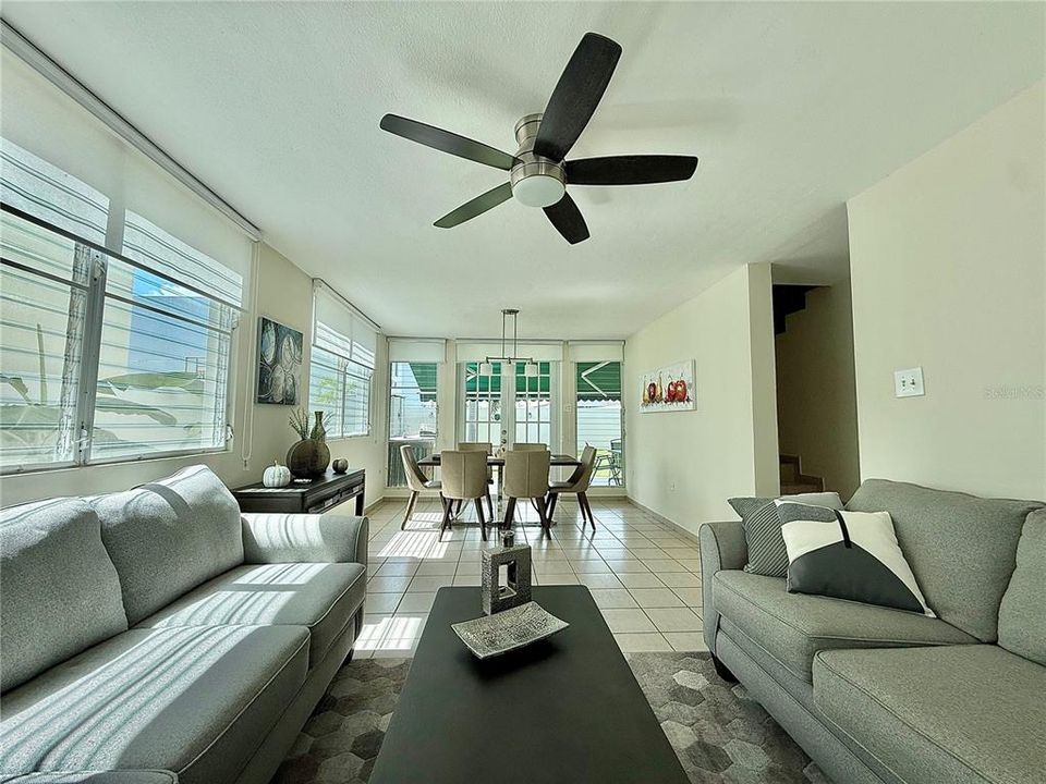 Active With Contract: $310,000 (4 beds, 2 baths, 1687 Square Feet)