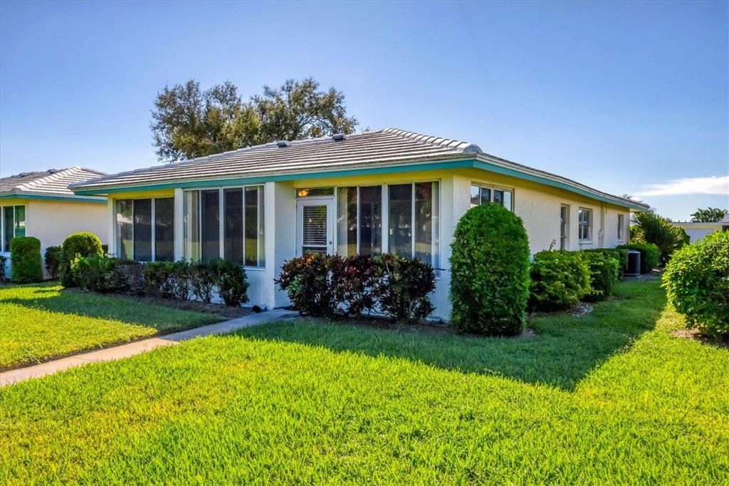 For Sale: $242,500 (2 beds, 2 baths, 1657 Square Feet)