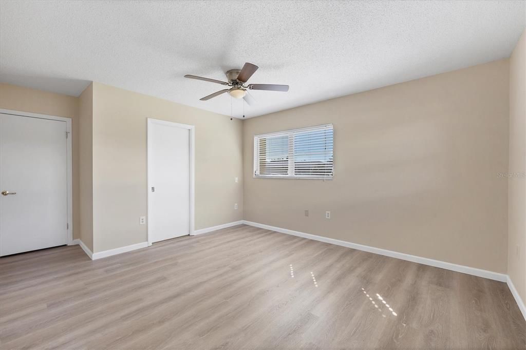 For Sale: $242,500 (2 beds, 2 baths, 1657 Square Feet)