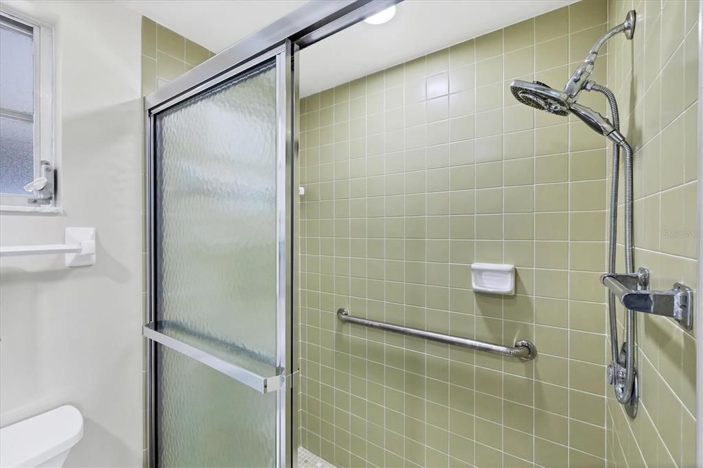 For Sale: $242,500 (2 beds, 2 baths, 1657 Square Feet)