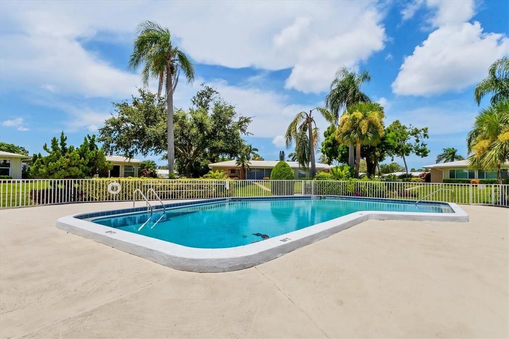 For Sale: $242,500 (2 beds, 2 baths, 1657 Square Feet)