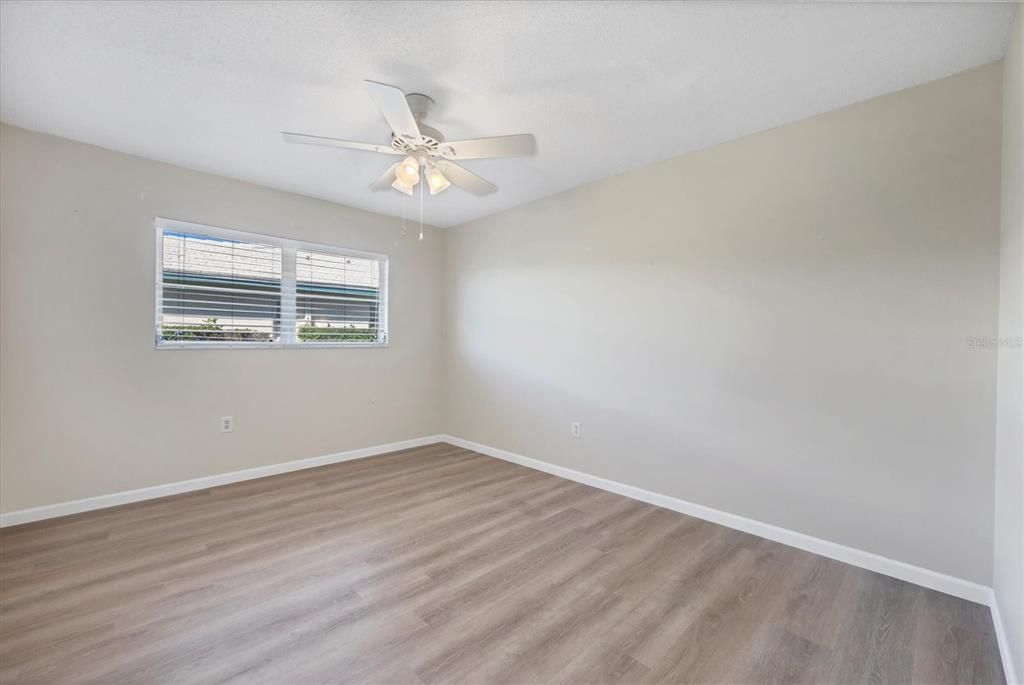 For Sale: $242,500 (2 beds, 2 baths, 1657 Square Feet)