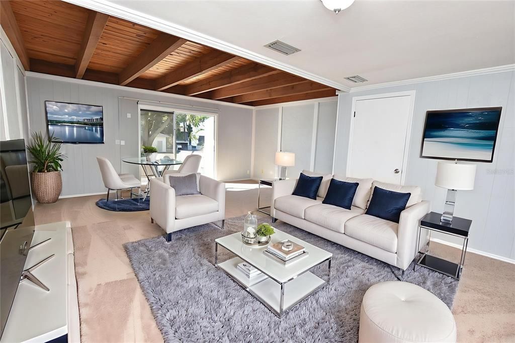 For Rent: $1,250 (2 beds, 2 baths, 1053 Square Feet)