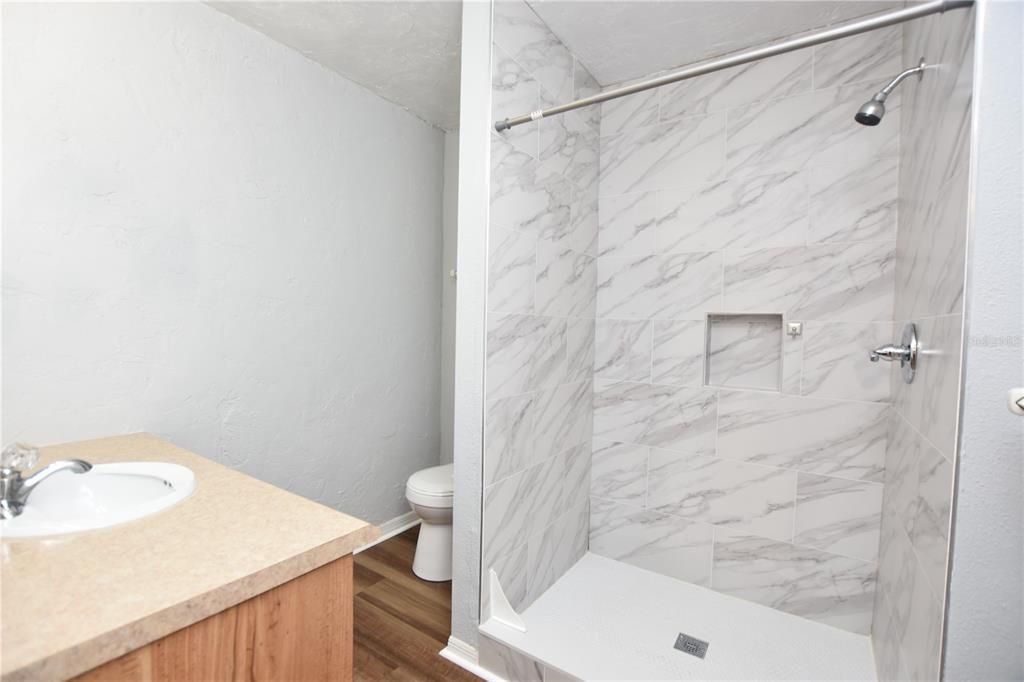 For Rent: $1,250 (2 beds, 2 baths, 1053 Square Feet)