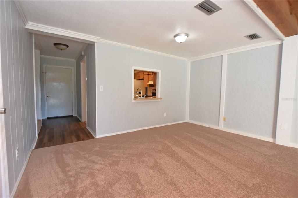 For Rent: $1,250 (2 beds, 2 baths, 1053 Square Feet)