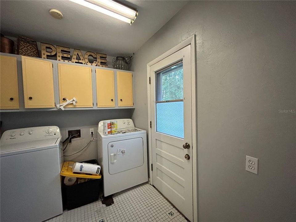 En Renta: $4,100 (5 camas, 2 baños, 2664 Pies cuadrados)