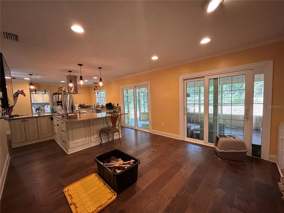 En Renta: $4,100 (5 camas, 2 baños, 2664 Pies cuadrados)