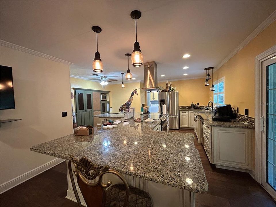 En Renta: $4,100 (5 camas, 2 baños, 2664 Pies cuadrados)