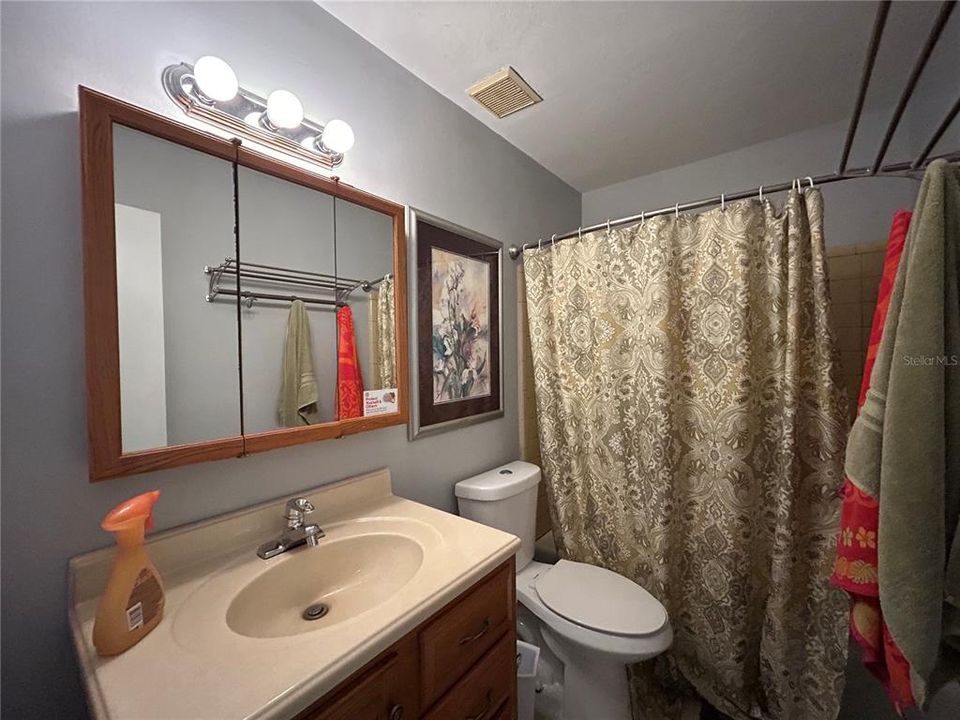 En Renta: $4,100 (5 camas, 2 baños, 2664 Pies cuadrados)