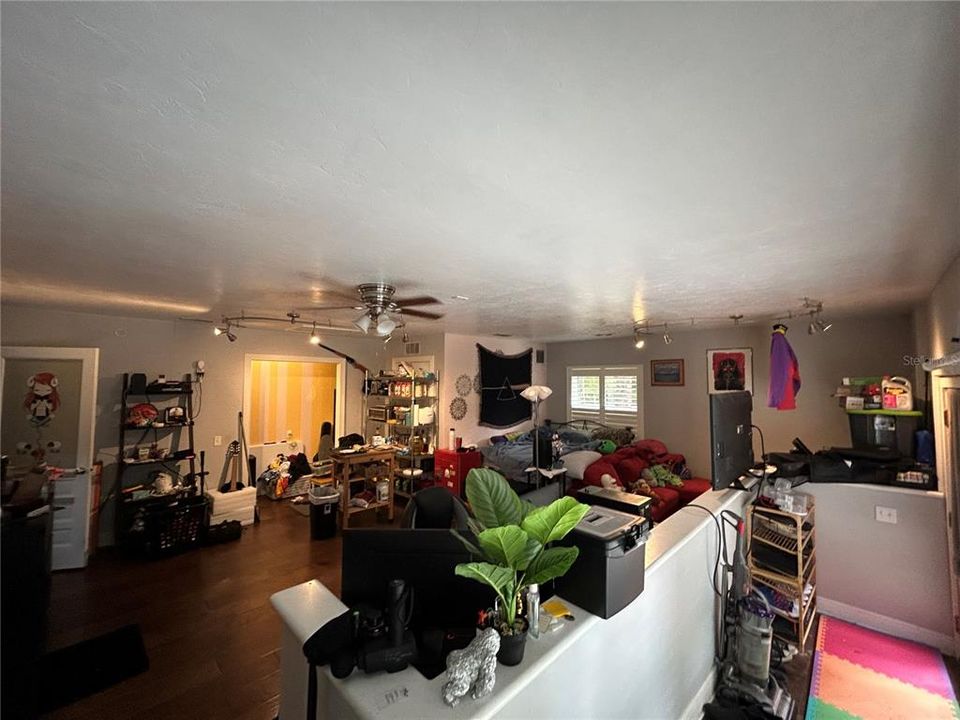 En Renta: $4,100 (5 camas, 2 baños, 2664 Pies cuadrados)