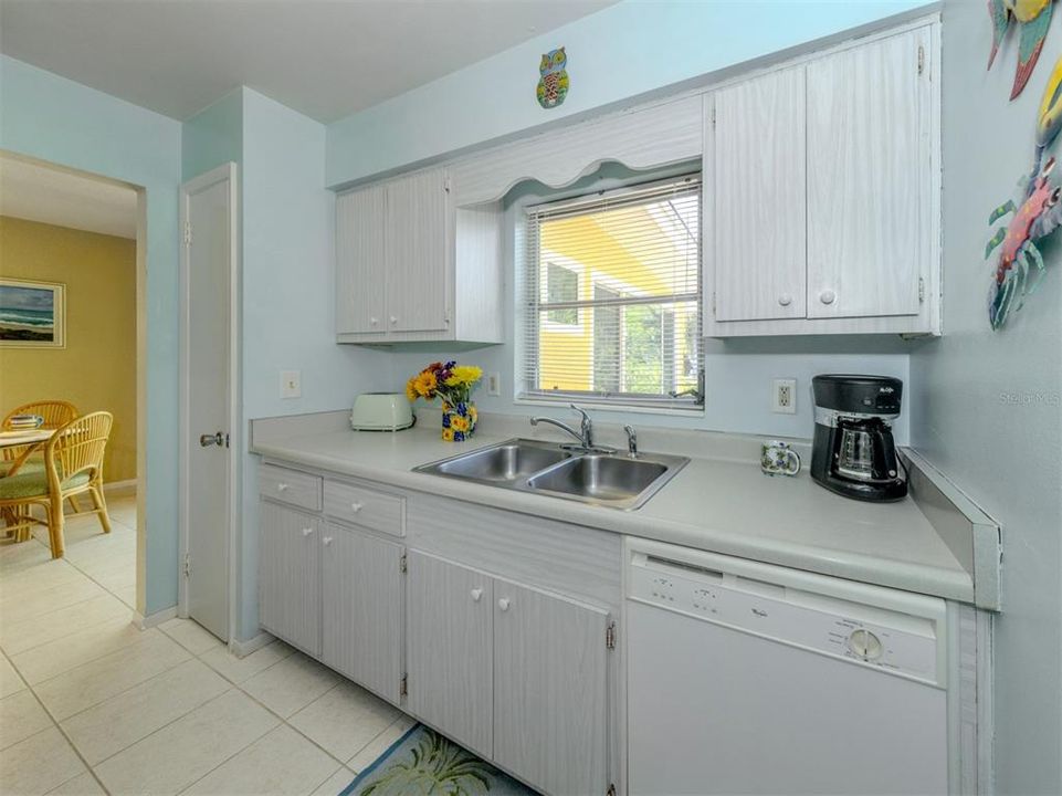 Activo con contrato: $574,500 (2 camas, 2 baños, 1128 Pies cuadrados)