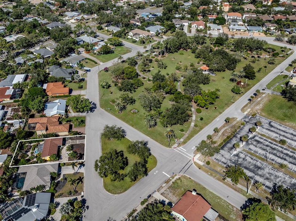 Activo con contrato: $574,500 (2 camas, 2 baños, 1128 Pies cuadrados)