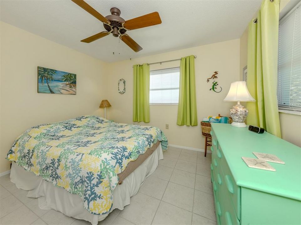 Activo con contrato: $574,500 (2 camas, 2 baños, 1128 Pies cuadrados)