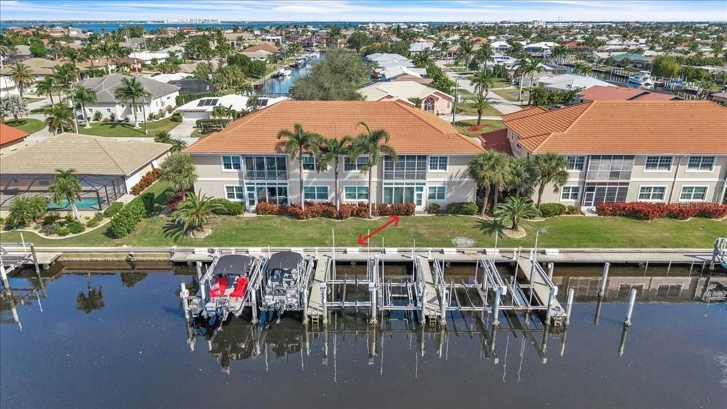 For Sale: $650,000 (3 beds, 2 baths, 2022 Square Feet)