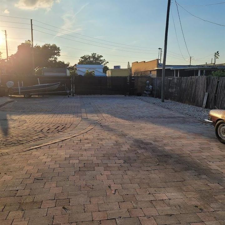 For Sale: $859,999 (0 beds, 0 baths, 1885 Square Feet)