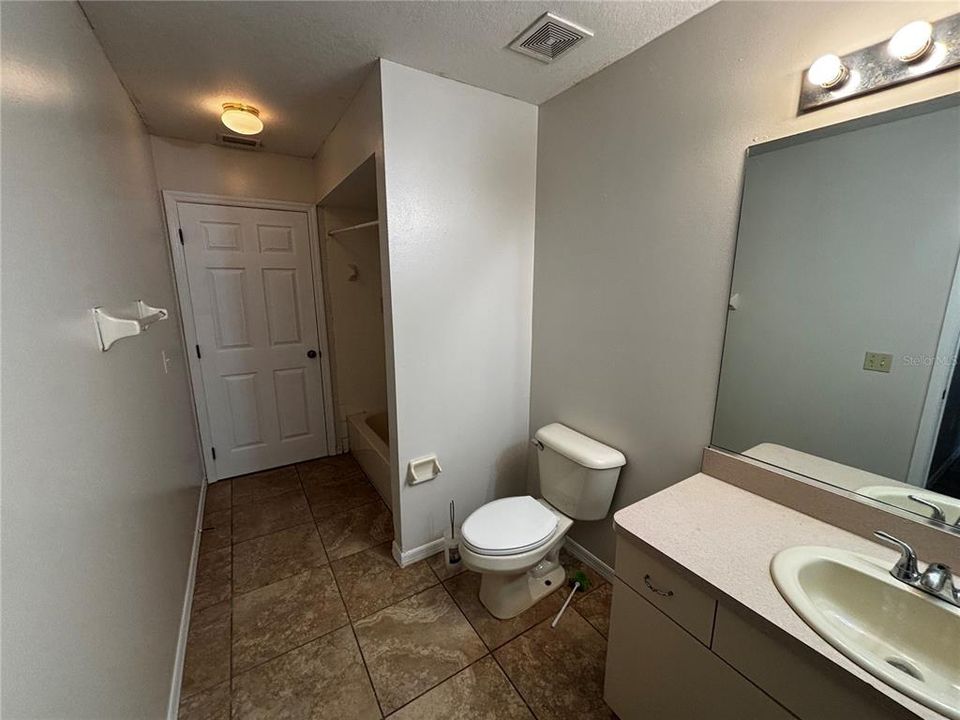 出租: $1,650 (3 贝兹, 2 浴室, 1599 平方英尺)