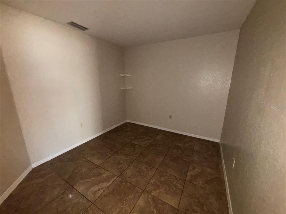 出租: $1,650 (3 贝兹, 2 浴室, 1599 平方英尺)