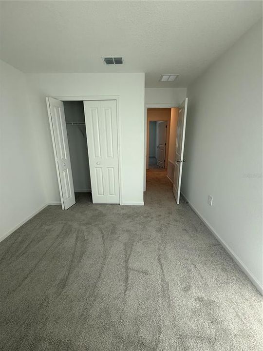 For Rent: $2,525 (4 beds, 2 baths, 2442 Square Feet)