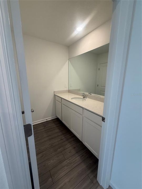 For Rent: $2,525 (4 beds, 2 baths, 2442 Square Feet)