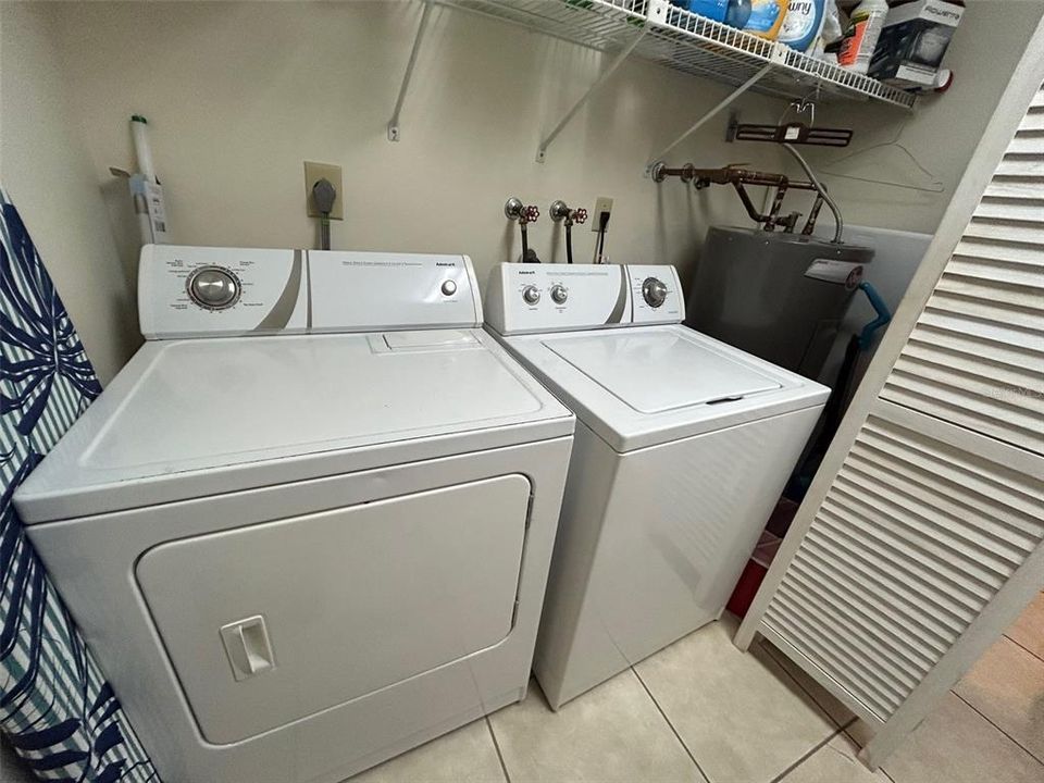 For Sale: $187,500 (2 beds, 2 baths, 1044 Square Feet)